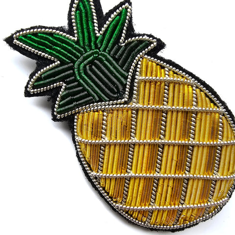 Brooch with Metallic Thread (Pineapple)