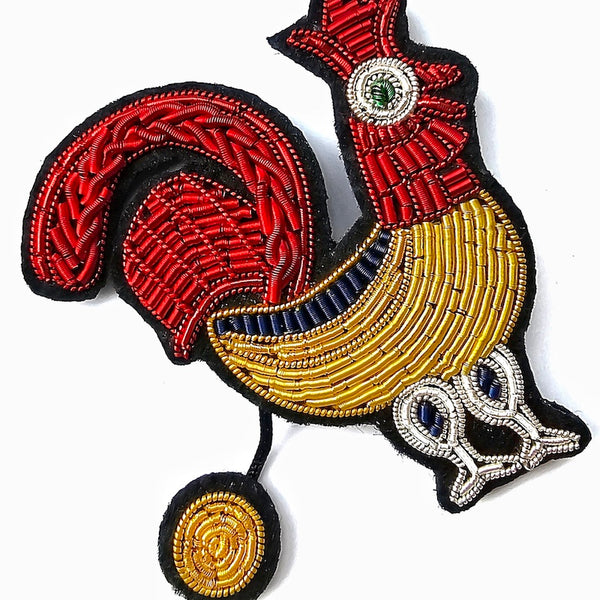 Brooch with Metallic Thread (Chicken & Egg)