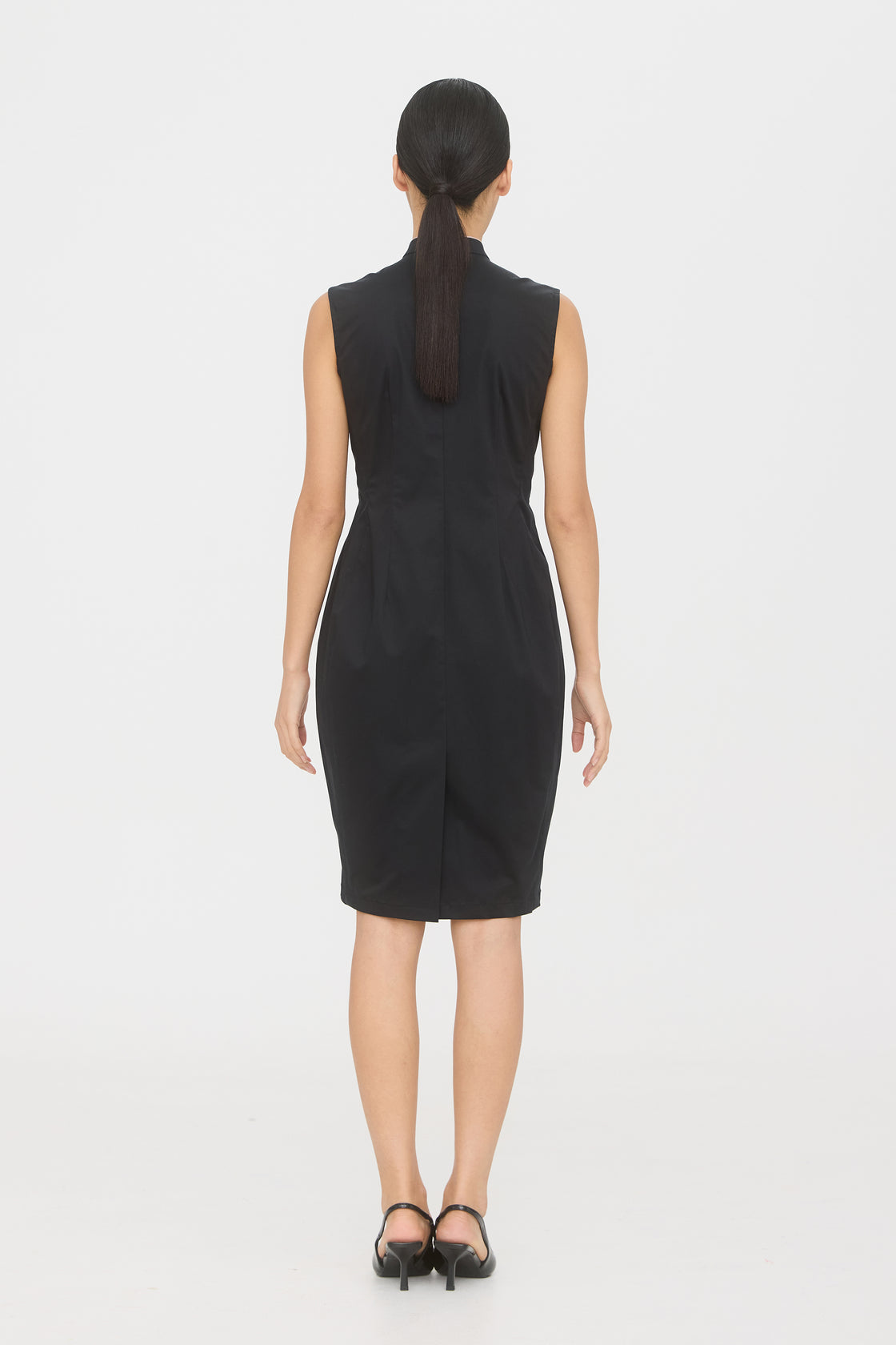 CS 323 Embroidered Rose [PRE-ORDER]