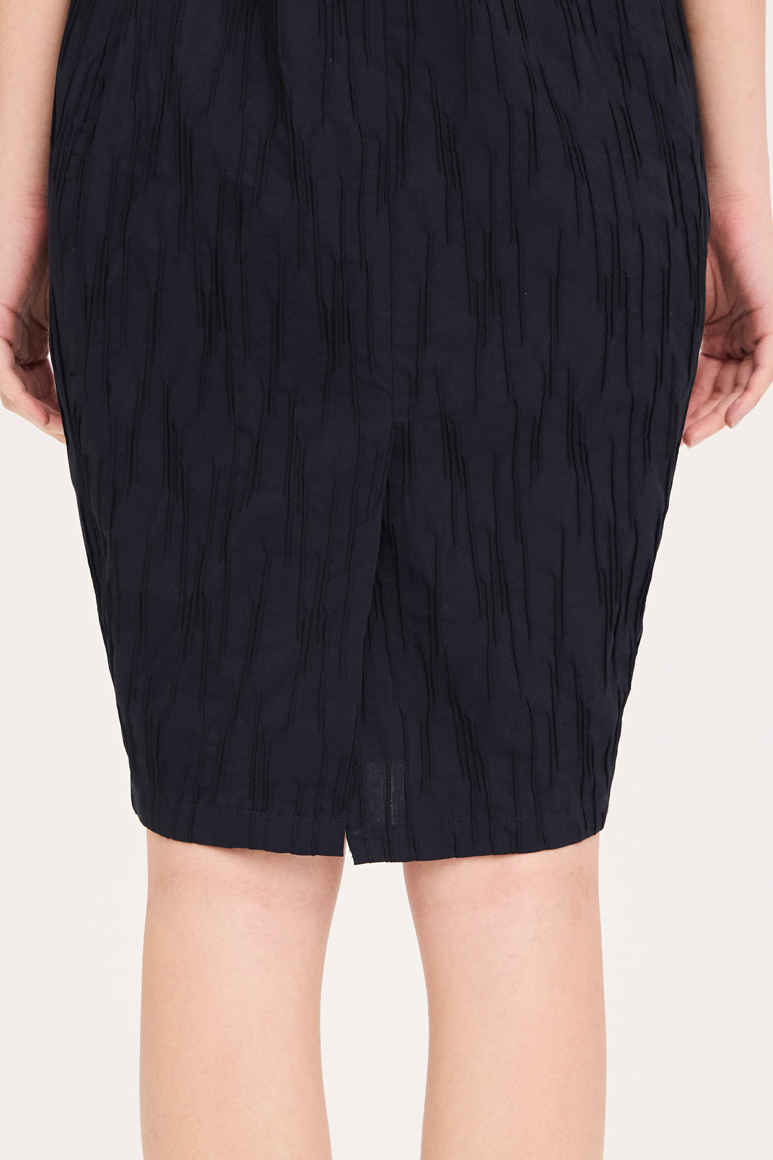 CS 323 Pintuck [PRE-ORDER]