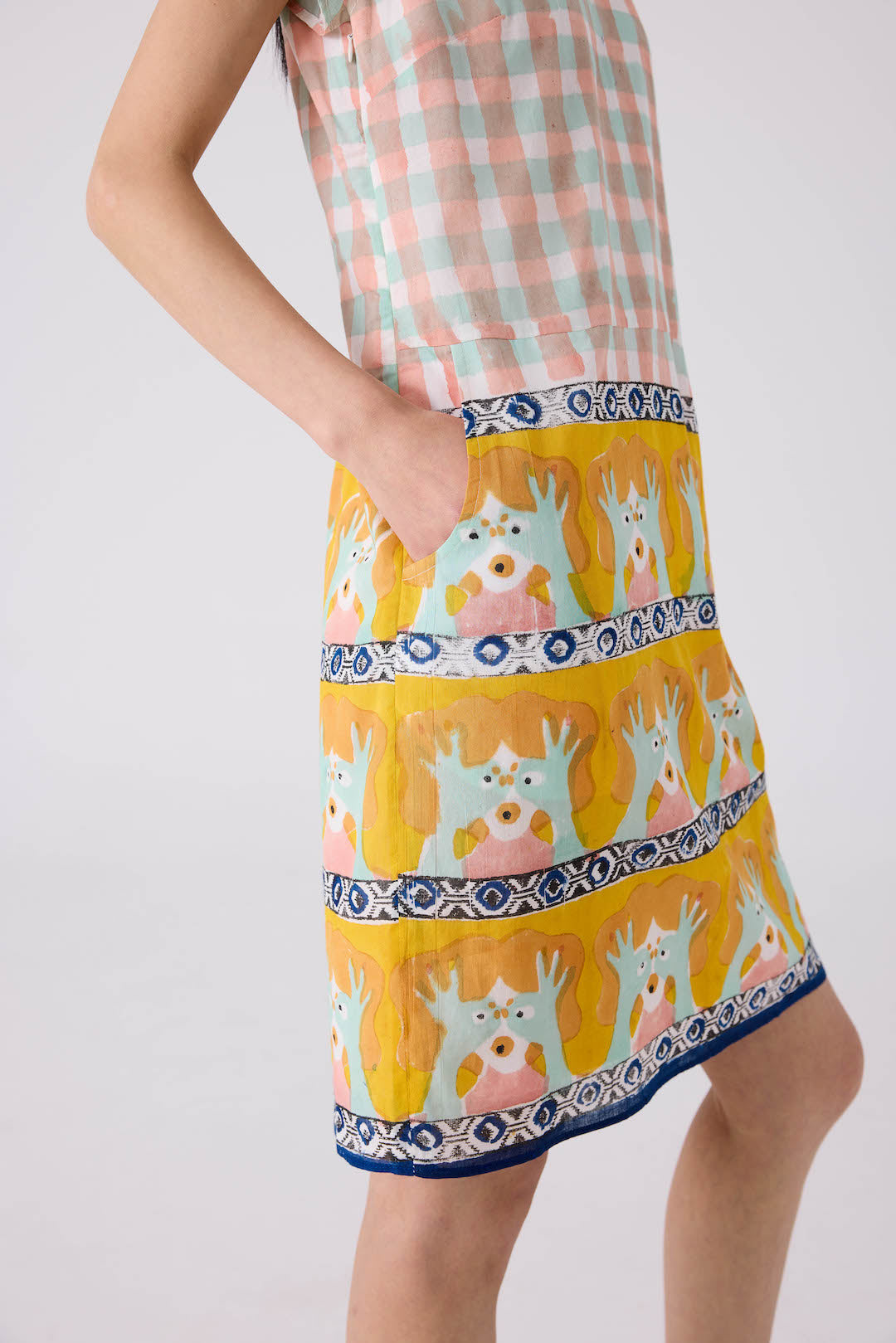 CS Lo Waist Peekaboo