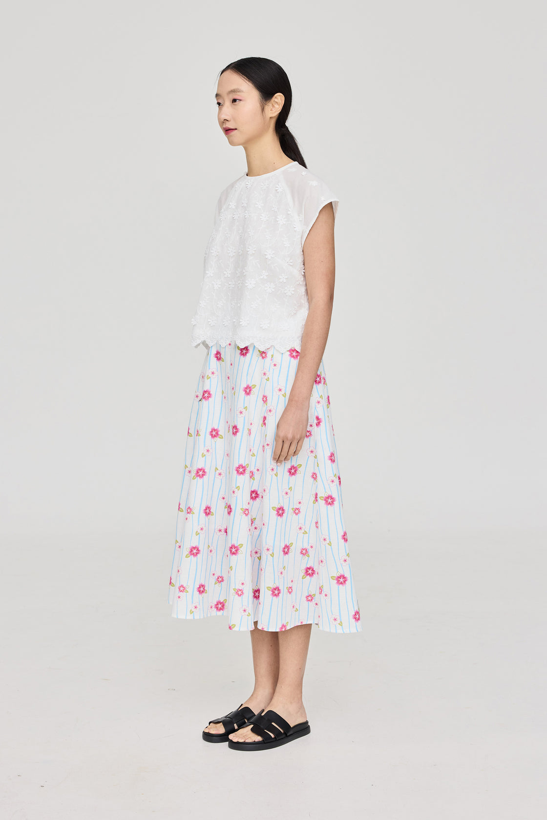 TP Amah Cropped Applique Lace