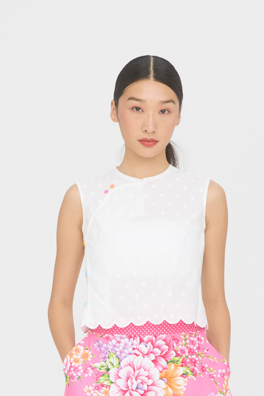 TP Cropped Unq Embroidered Dots [PRE-ORDER]