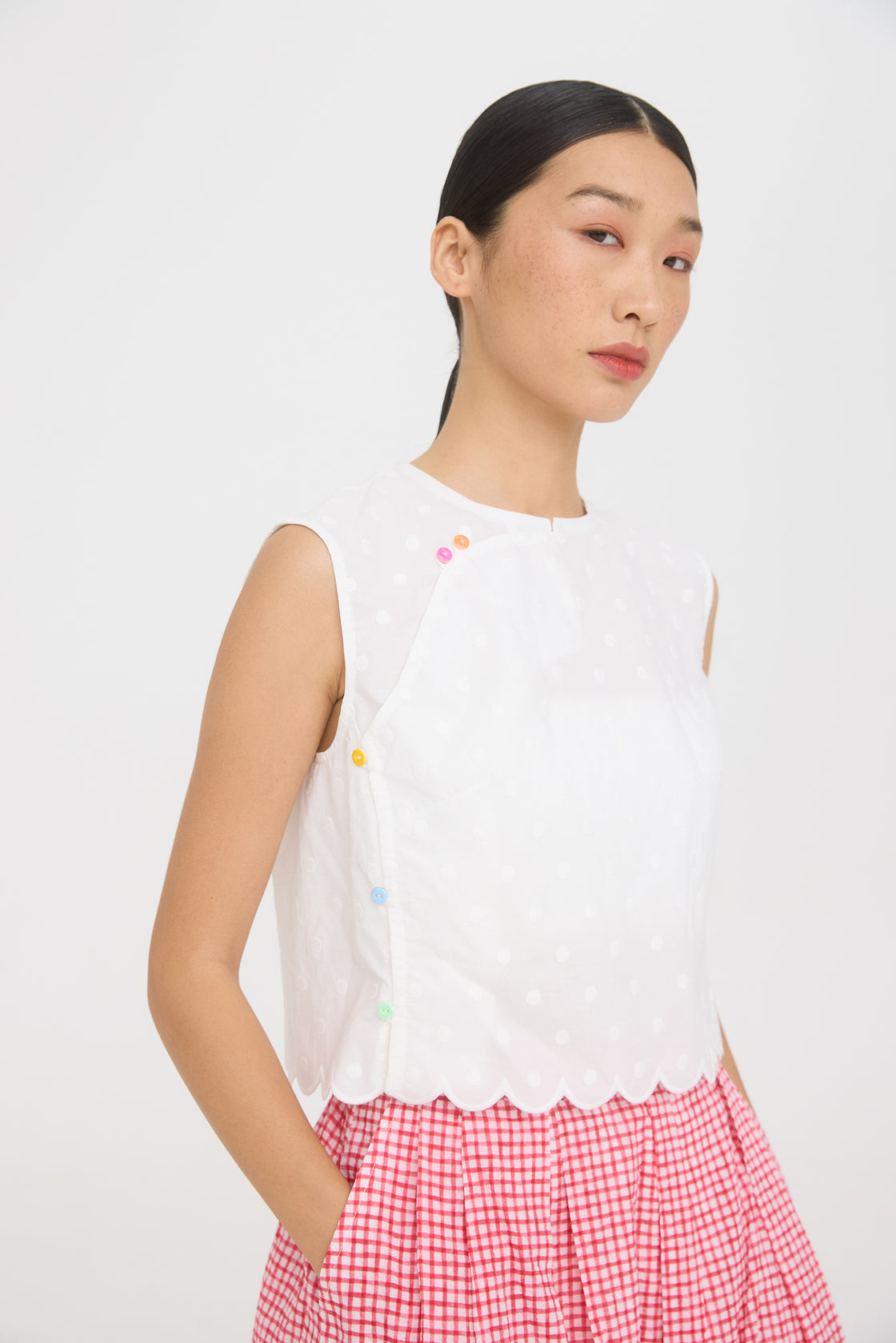 TP Cropped Unq Embroidered Dots [PRE-ORDER]